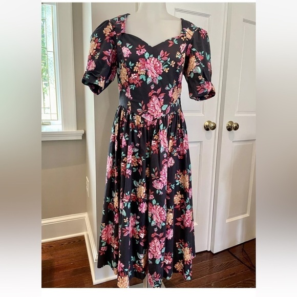 Laura Ashley prairie Floral black Dress with Pink and green Accents puff sleeve - Picture 8 of 13